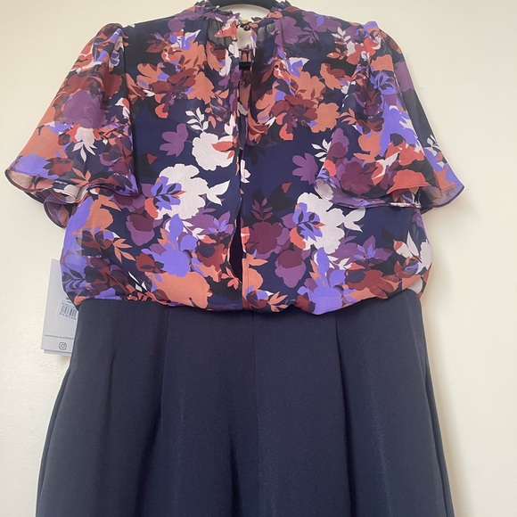 Julia Jordan NEW jumpsuit size 8 navy floral bodice chiffon crepe - Picture 4 of 5